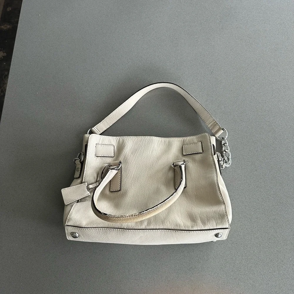 Michael Kors Vanilla Cream Hamilton Padlock Shoulder Bag Tote - Picture 5 of 8
